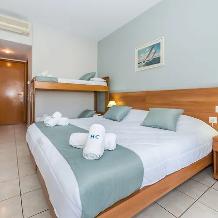 伯爵夫人酒店 3* 阿凯松