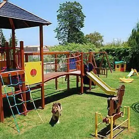 伯爵夫人酒店 3* 阿凯松