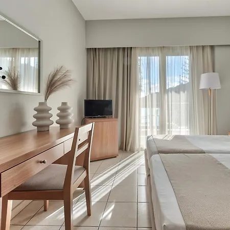 Contessa Hotel 3*