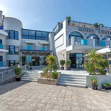 Contessa فندق